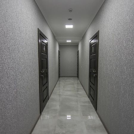 Gray Hotel Vynohradiv Esterno foto